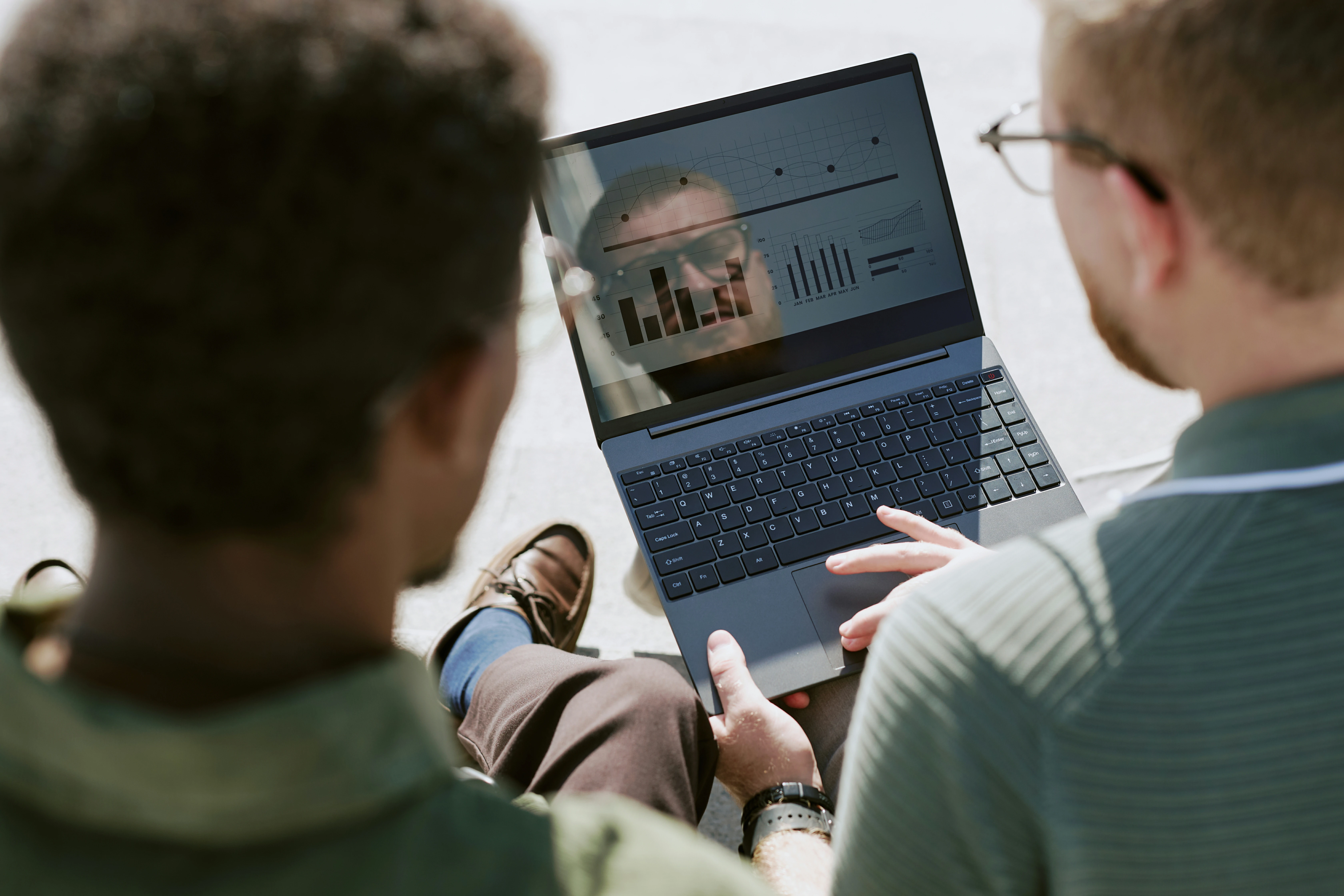 10 Best Laptops for IT Students: Powerful Picks in 2025